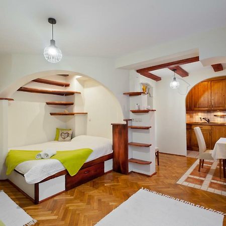 Green Apartment Будапеща Екстериор снимка