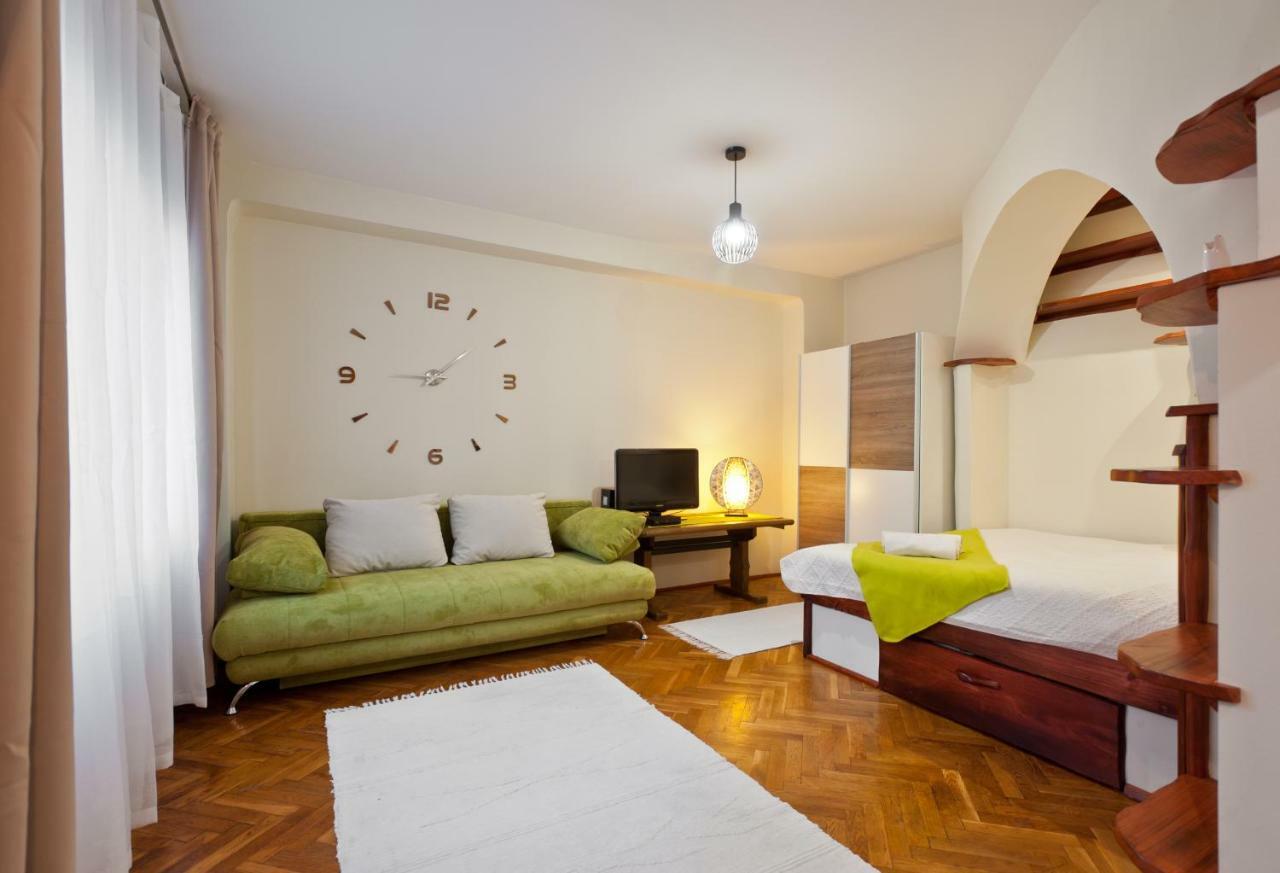 Green Apartment Будапеща Екстериор снимка